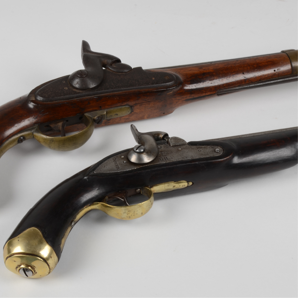 Militaria